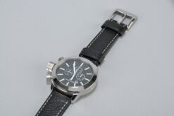 venstreehaands-ur-danish-design-sort-1