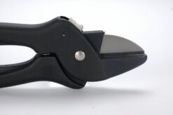 Venstrehånds blomstersaks til venstrehåndede set forfra