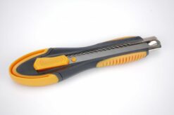 Venstrehånds hobbykniv til venstrehåndet set oppefra