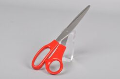 venstrehåndssaks til kontor og papir til venstrehåndet i farven rød